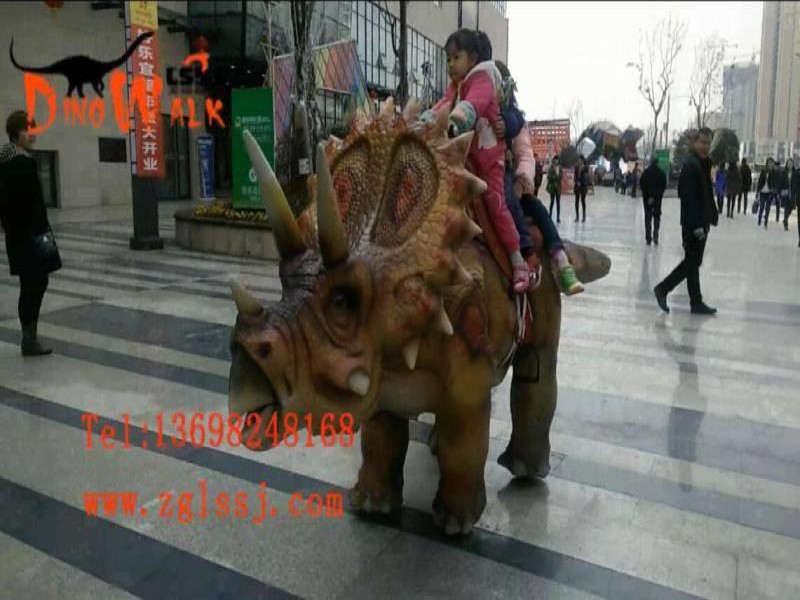 恐龙小车 互动骑乘恐龙